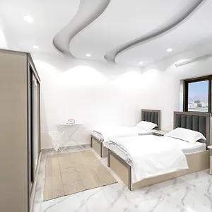 Comfortable & Big Family 10mins Drive To Al-masjid -nabawi - Nozol Noor 2 Apartment
