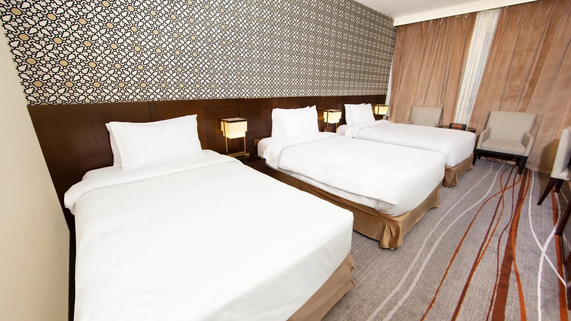 Dallah Taibah Hotel Medina 4*,